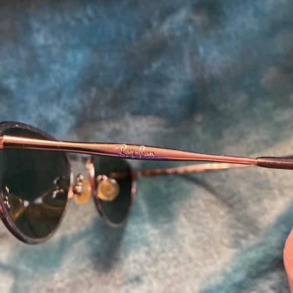 Bauch & Lomb Ray Ban sunglasses - Picture 4 of 6